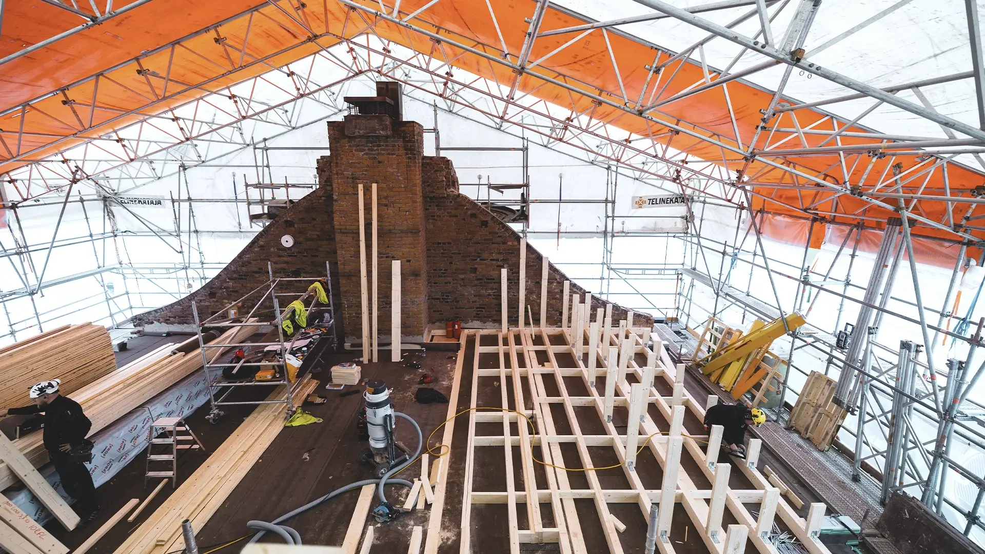 Kattoremontin hintaan vaikuttavat tekijät