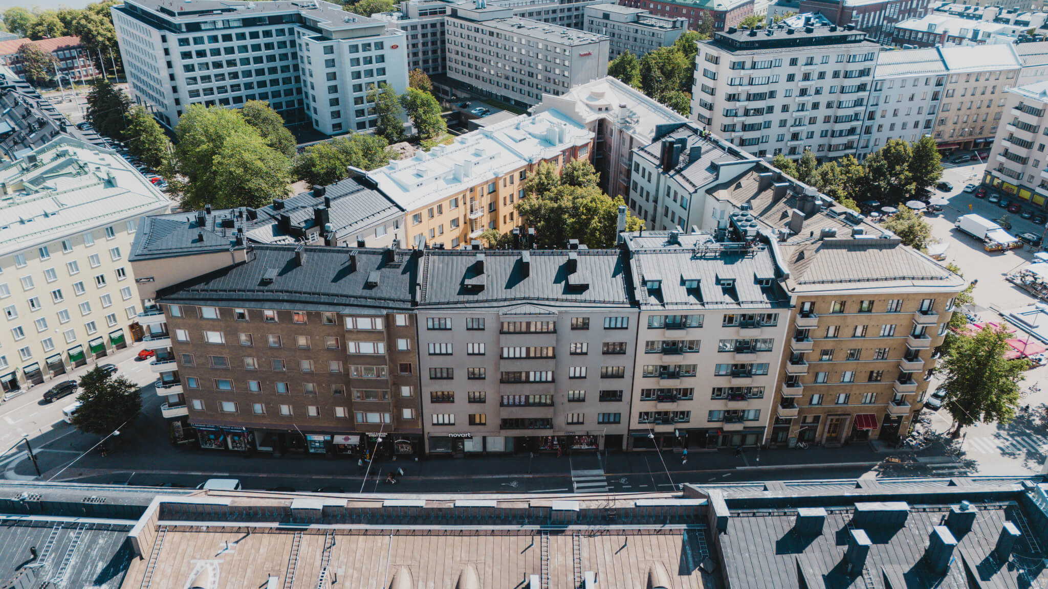 Pläkkärit, kattoremontit - Mitä eroa on eri kattotyypeillä